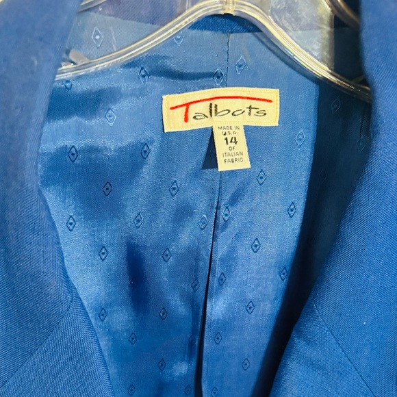 Classic Talbots Blazer - Picture 3 of 8